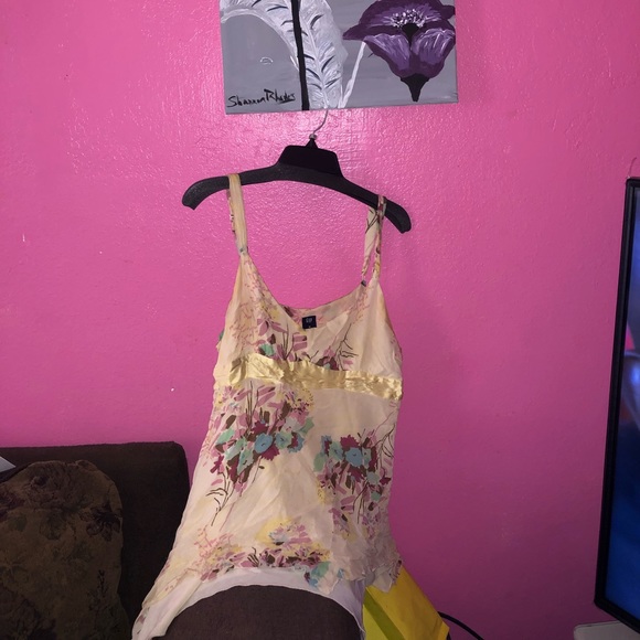 Top - Picture 3 of 3